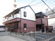 タウンハウス6番館外観・部屋 (1)