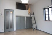 タウンハウス6番館外観・部屋 (2)