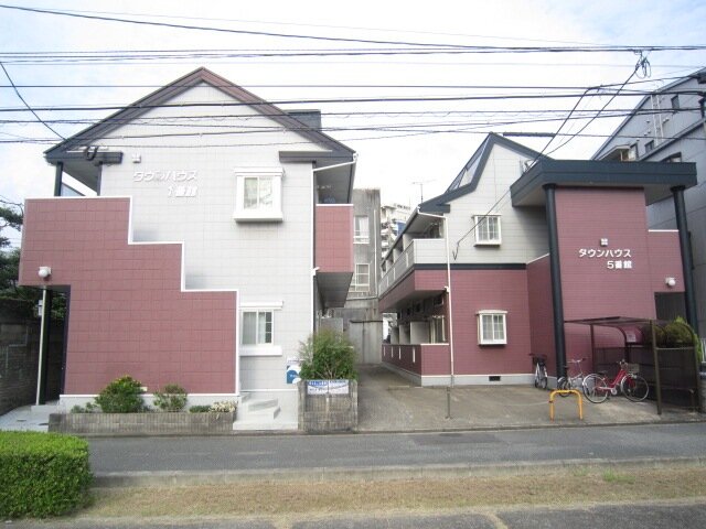 タウンハウス5番館外観・部屋 (2)