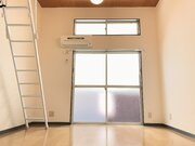 タウンハウス5番館外観・部屋 (4)