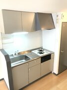 タウンハウス5番館外観・部屋 (6)