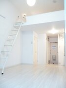 タウンハウス2番館外観・部屋 (4)