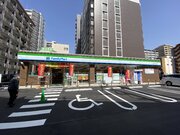 ファミリーマート博多駅南二丁目店 (1)